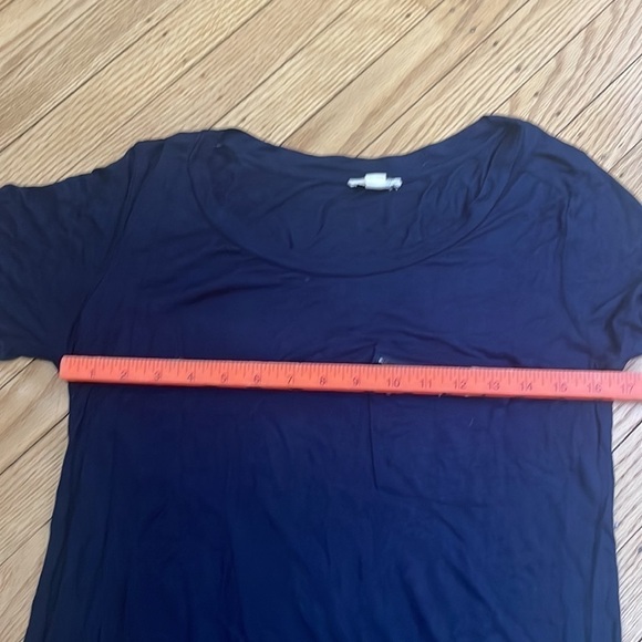 Zenana Outfitters Navy Blue Short Sleeve Scoop Neck Tee Size Large - Picture 3 of 5